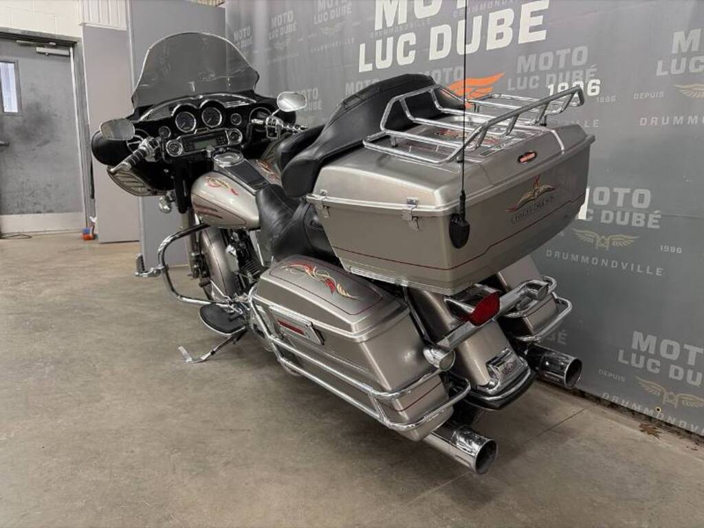 Harley-Davidson FLHX Street Glide 2025