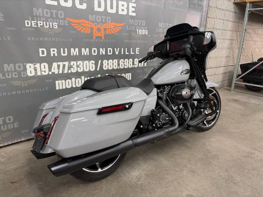 Harley-Davidson FLHX Street Glide 2025