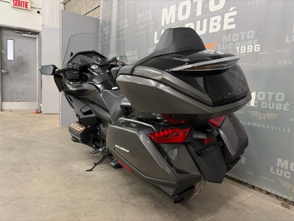 Yamaha V-Star 1300 Deluxe 2015