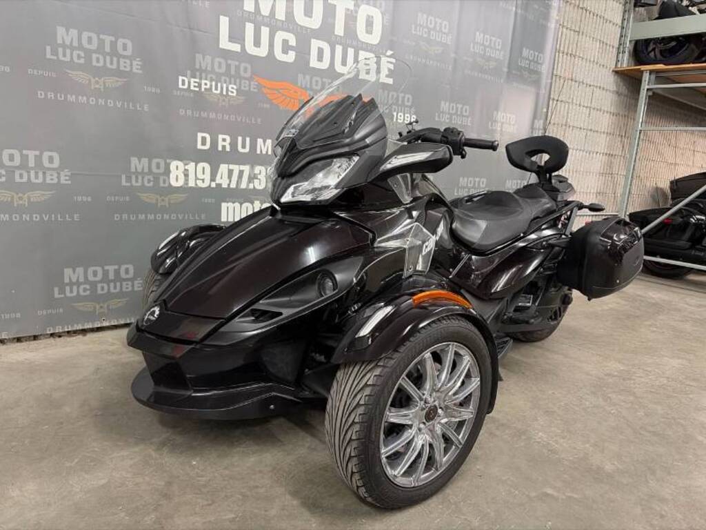 Can-Am Spyder ST Limited 2013