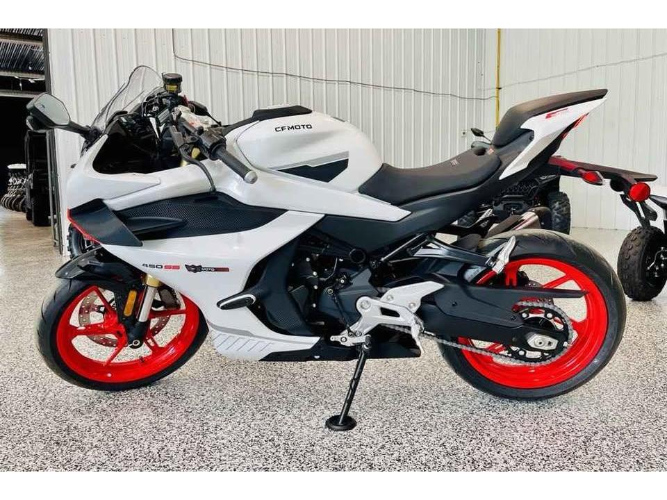 CFMOTO 450 SS 2025