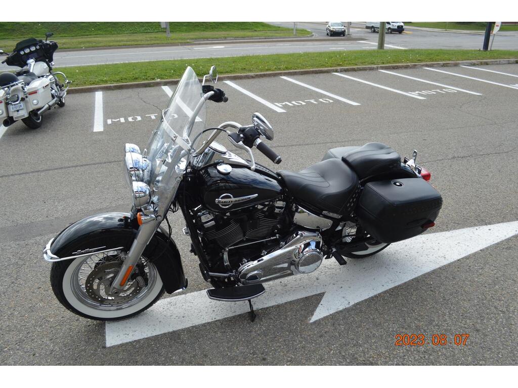 Harley-Davidson FLHC Heritage Classic 2020