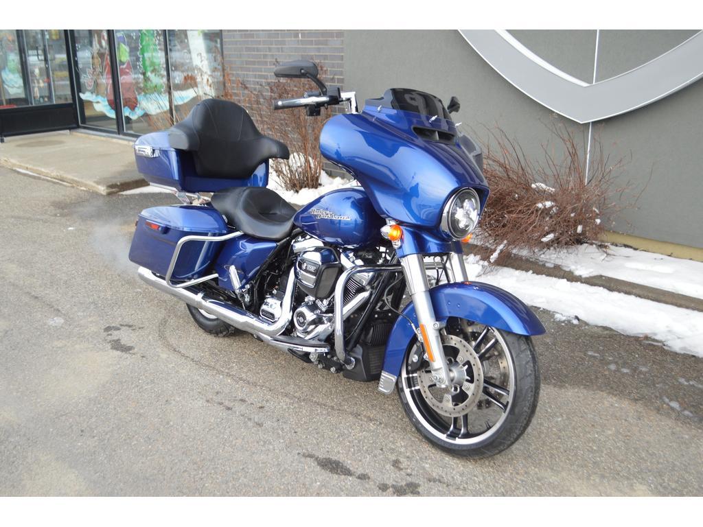Harley-Davidson FLHXS Street Glide Special 2017