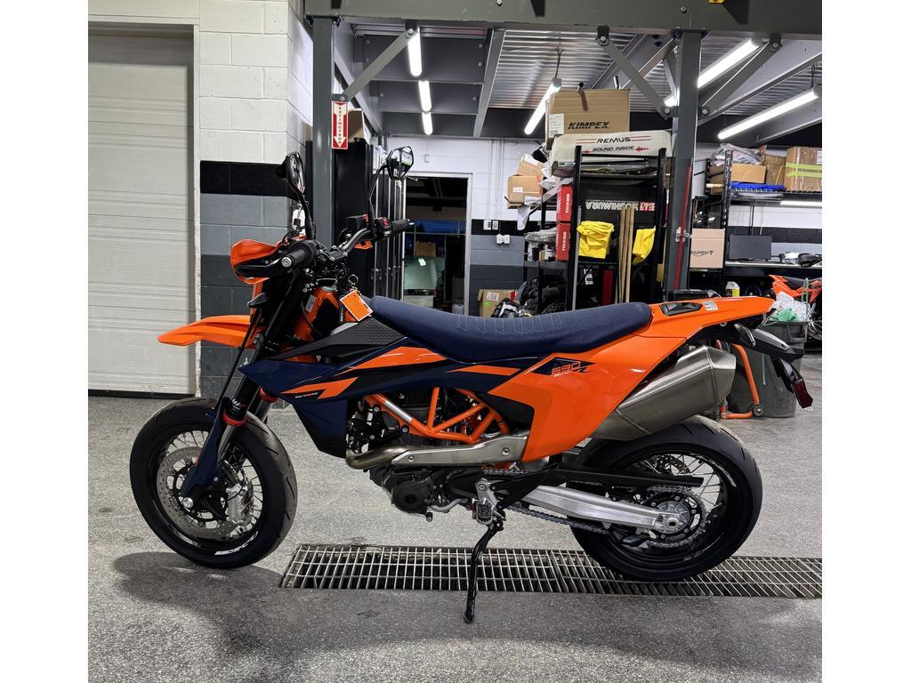 KTM 690 SMC R 2026