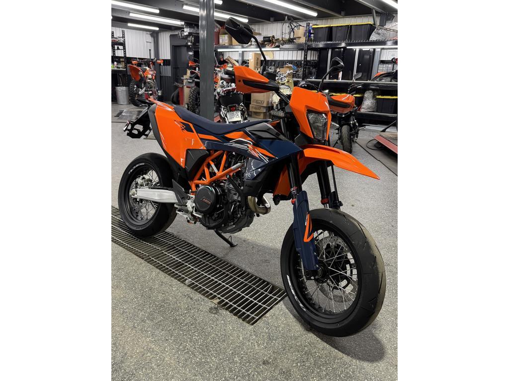 KTM 690 SMC R 2026