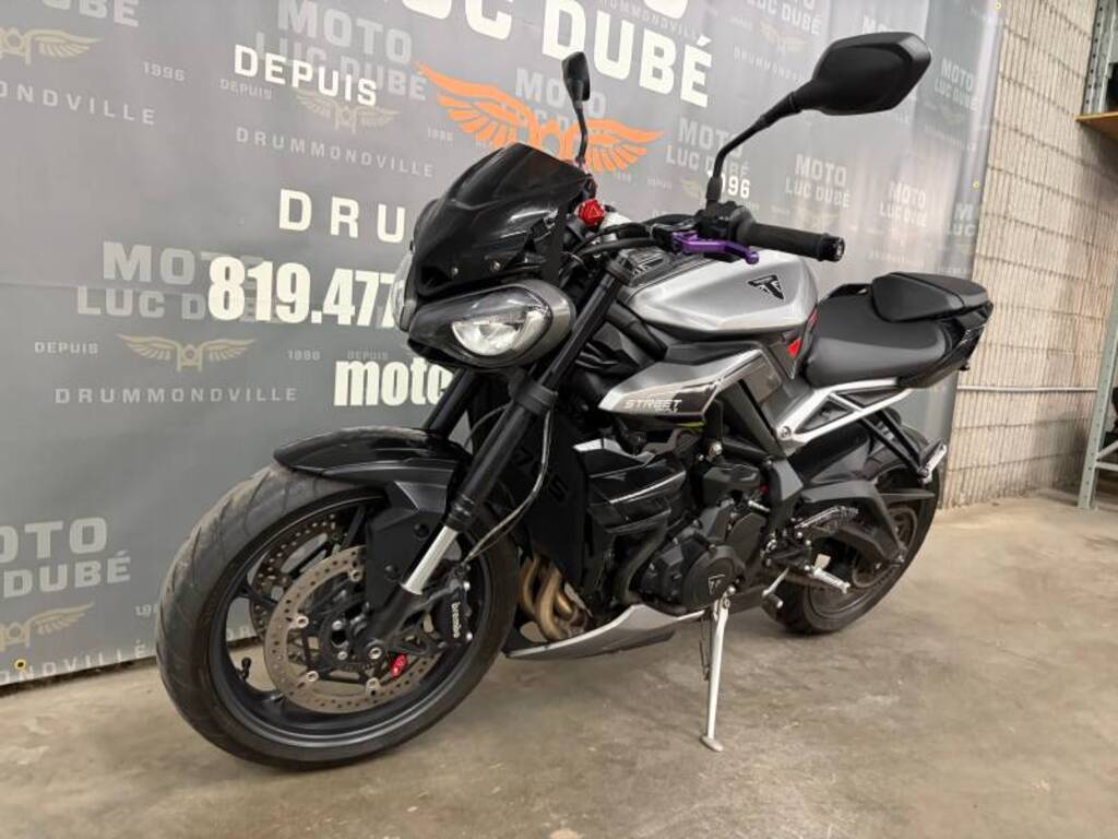 Triumph Street Triple 765 R 2024