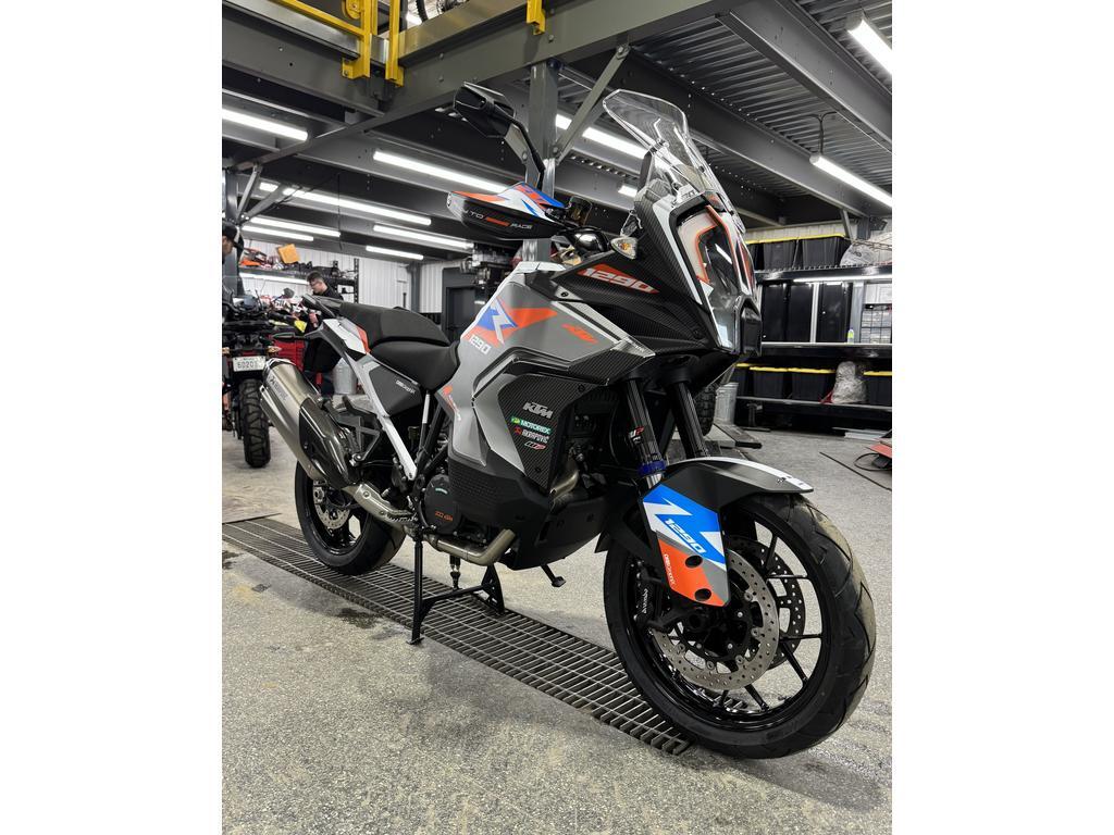 KTM 1290 ADVENTURE S 2024