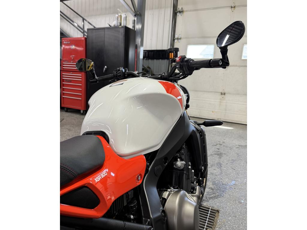 Yamaha XSR900 2024