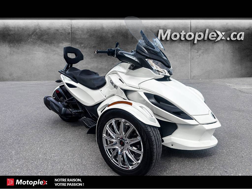 Can-Am Spyder ST-S SE5 2014