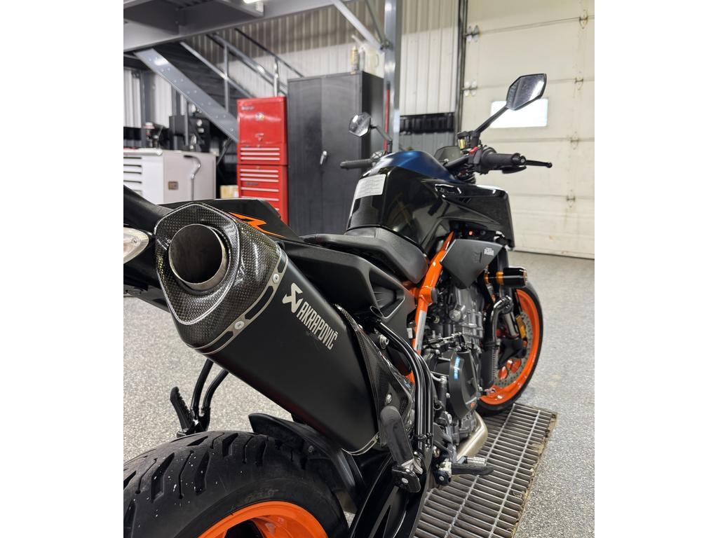 KTM DUKE 890 R 2022