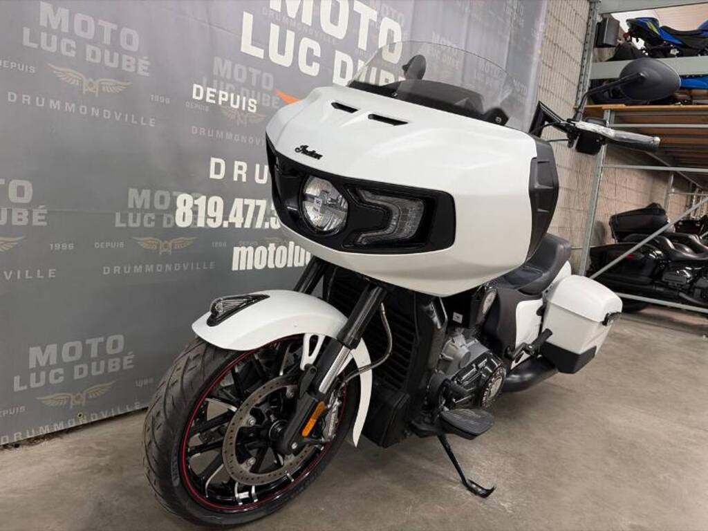 Indian Motorcycles Challenger Dark Horse 2020
