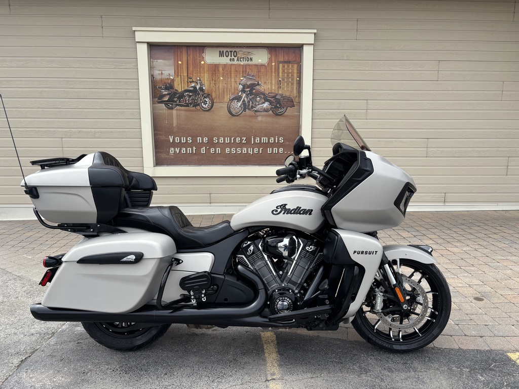 Indian Motorcycles Pursuit Dark Horse 2023