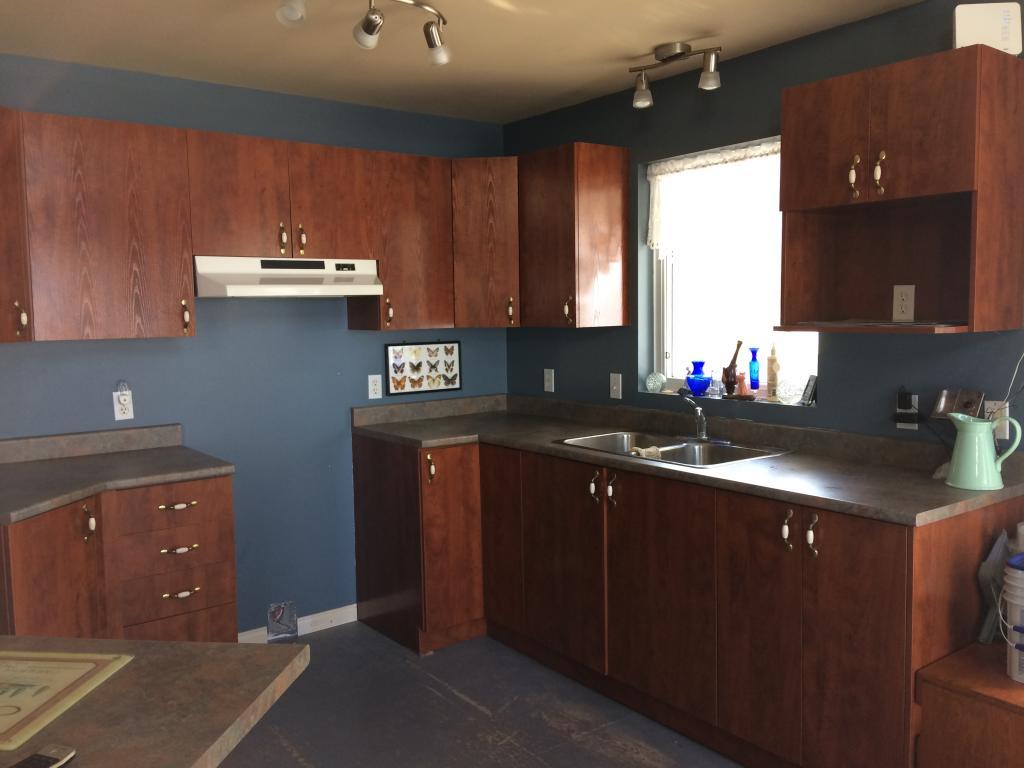 armoire de cuisine Annonce a Salaberrydevalleyfield