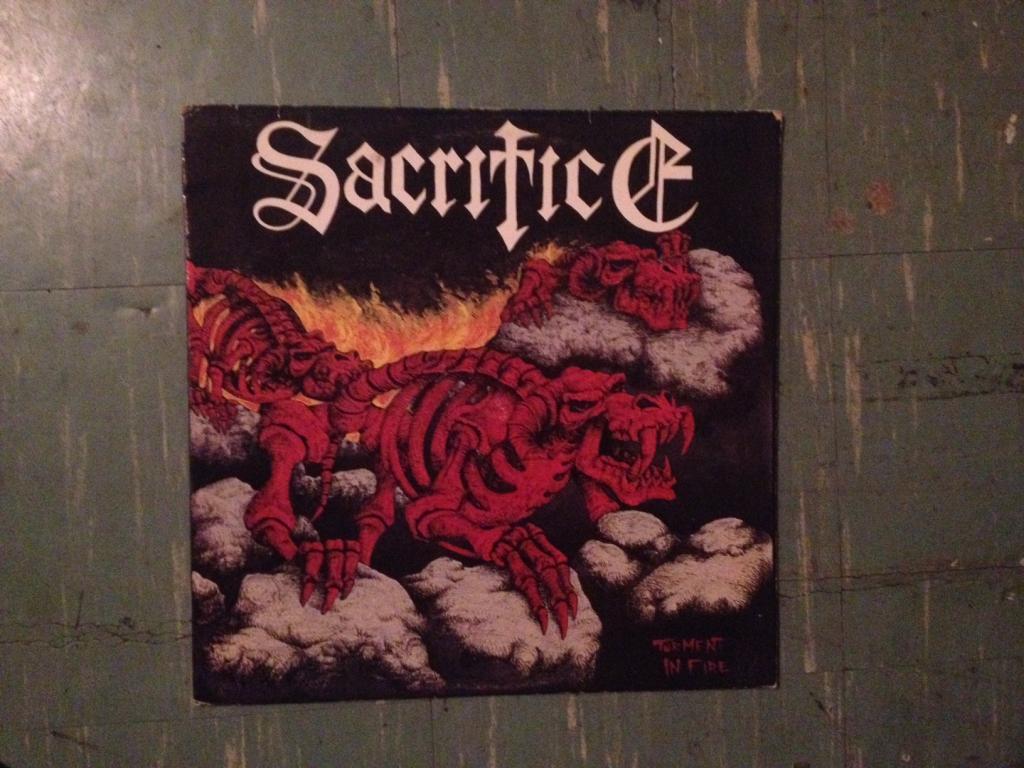 33 tours sacrifice - torment in fire