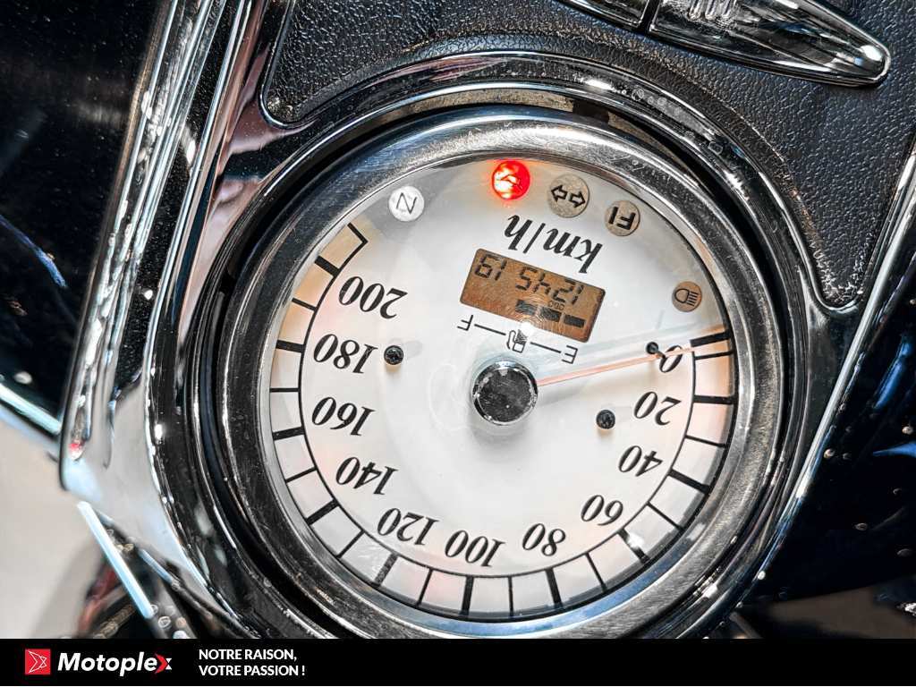 Suzuki BOULEVARD C90 1500 2009