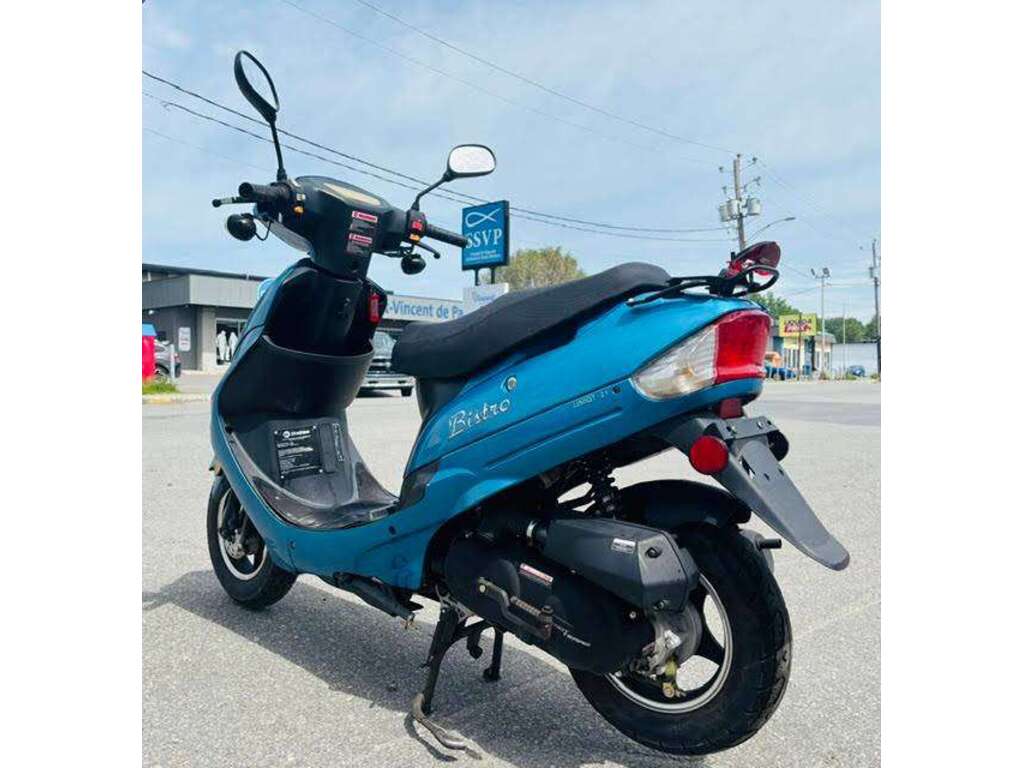 Scootterre Bistro 50 2022