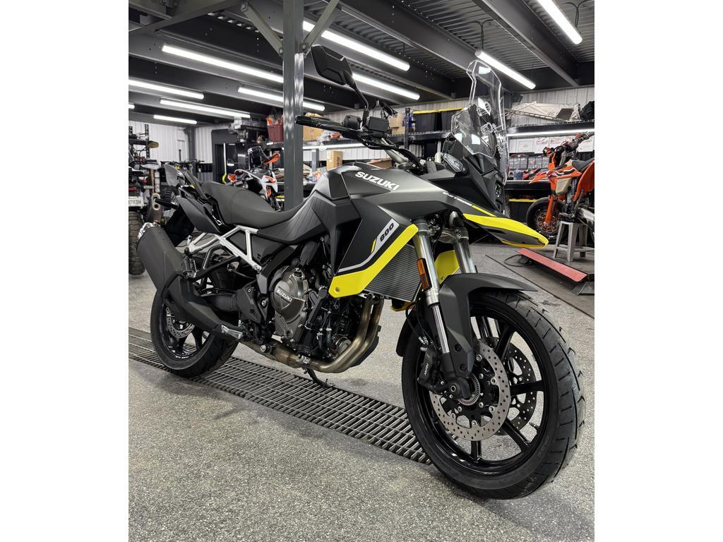 Suzuki V-STROM 800 2025