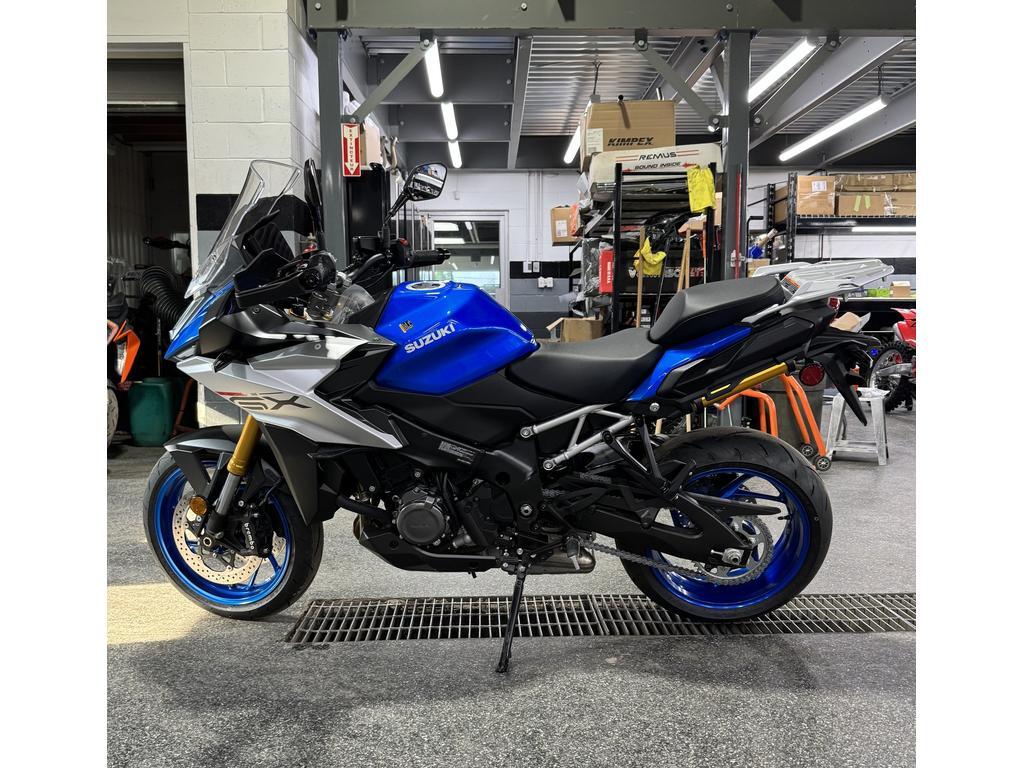 Suzuki GSX-S1000GXM5 2025